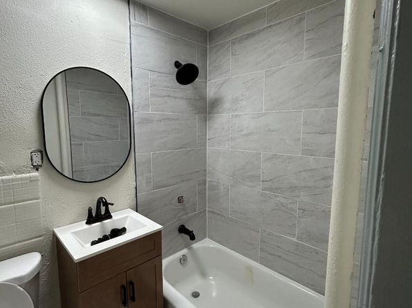 3708 Summit St APT 203