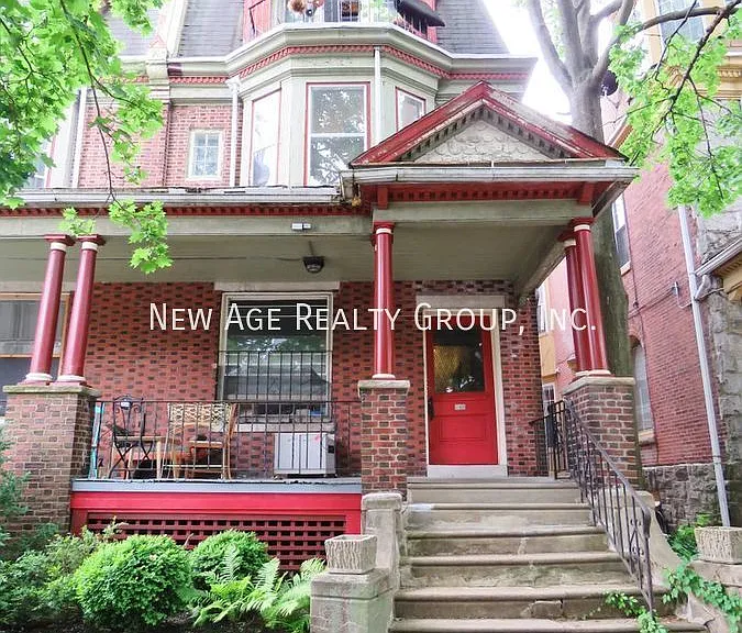 4816 Cedar Ave #3R — Photo 1