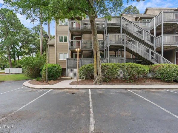 50 Yacht Cove Dr APT 220, Hilton Head Island, SC 29928