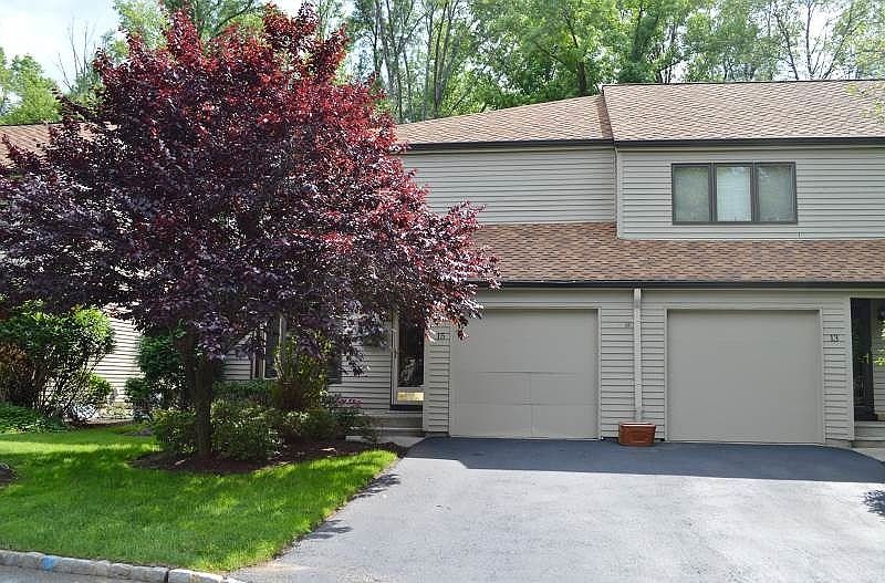 1st image of 15 Lenape Dr