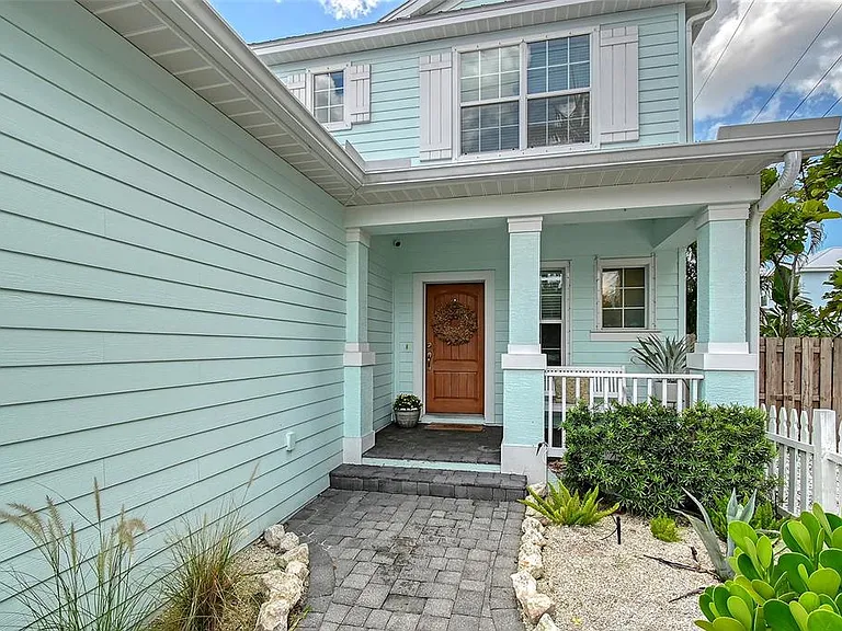 1738 Siesta Dr — Photo 5