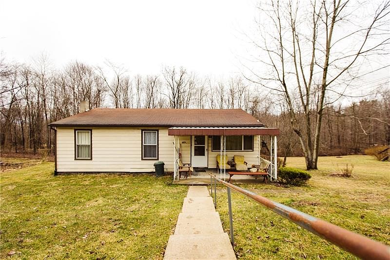 1st image of 225 E Hilltop Dr