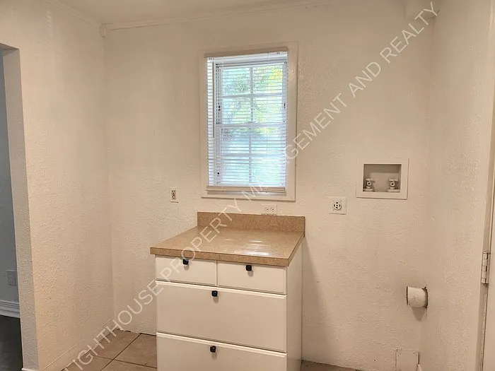 6532 Buffalo Ave — Photo 14
