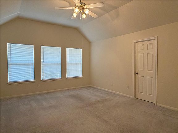 4th image of 8922 Benning Dr