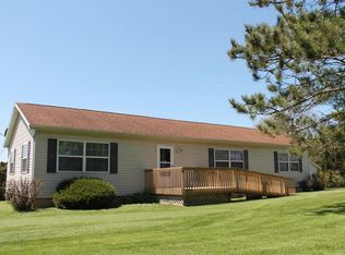 30 S Sunset St, Hebron, IN 46341