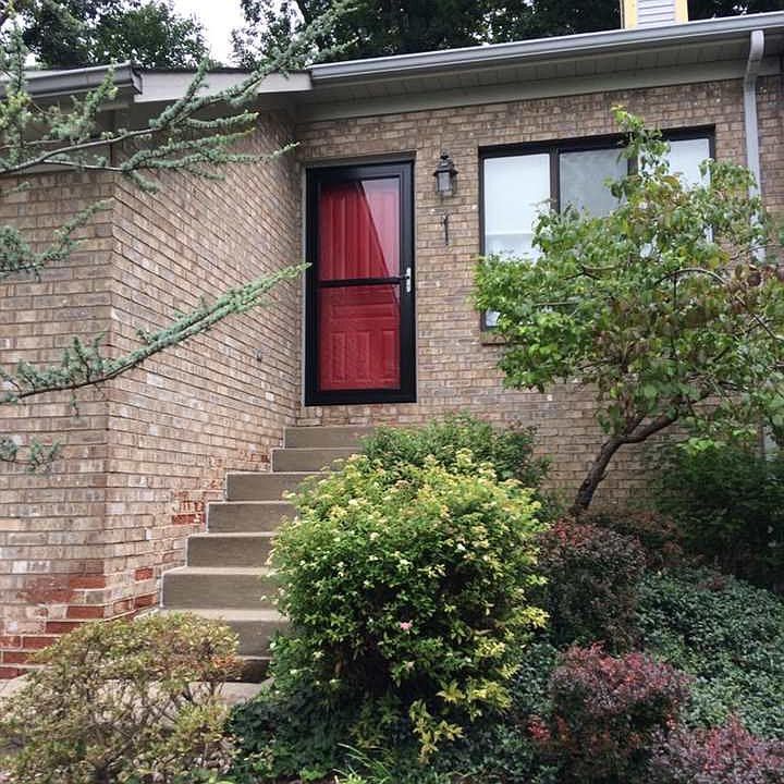 2nd image of 108 Wessex Ct