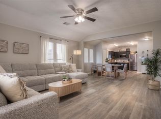 5049 Willow Point Dr, Conroe, TX 77303