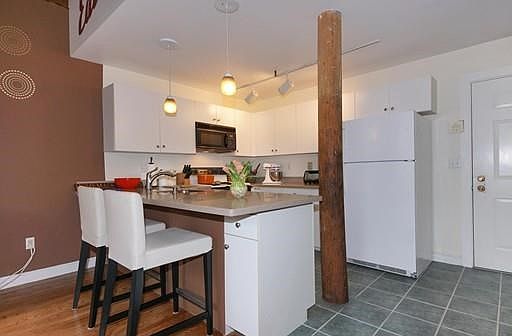 4th image of 14 Sanford St Unit 18