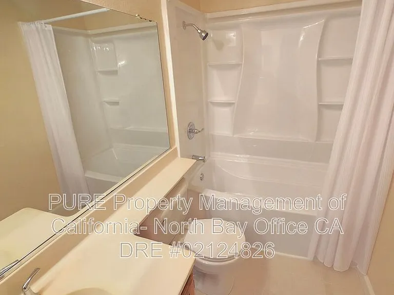 1310 Megan Pl — Photo 12