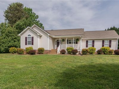 147 Deerstand Dr, Madison, NC, 27025