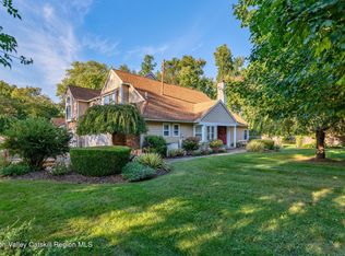 1 Cottonwood Cir, Saugerties, NY 12477