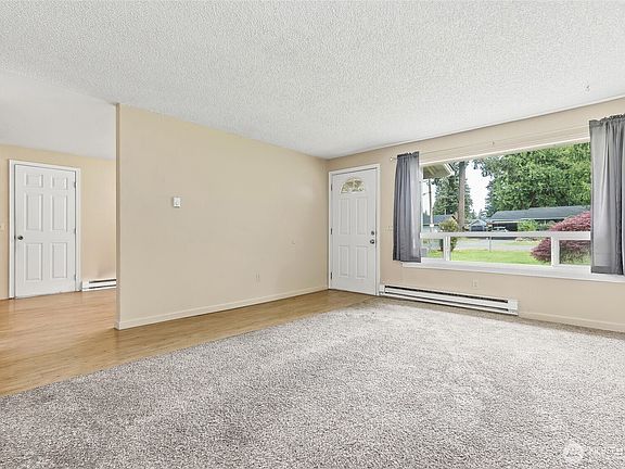 5th image of 21324 119th Street E