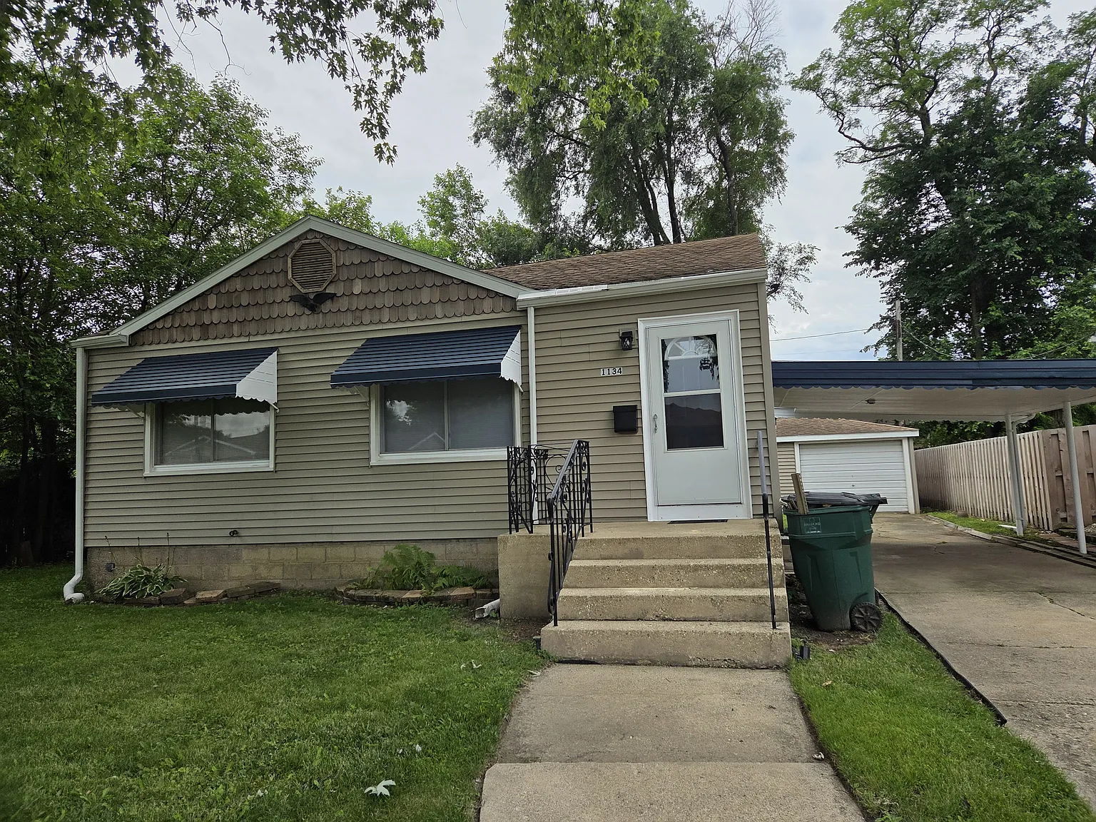 170th Pl, Hammond — Photo 2