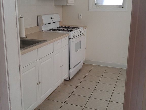 3rd image of 251 S Saint Bernard St