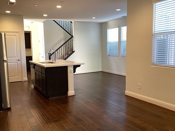 3rd image of 1179 Wild Star Way