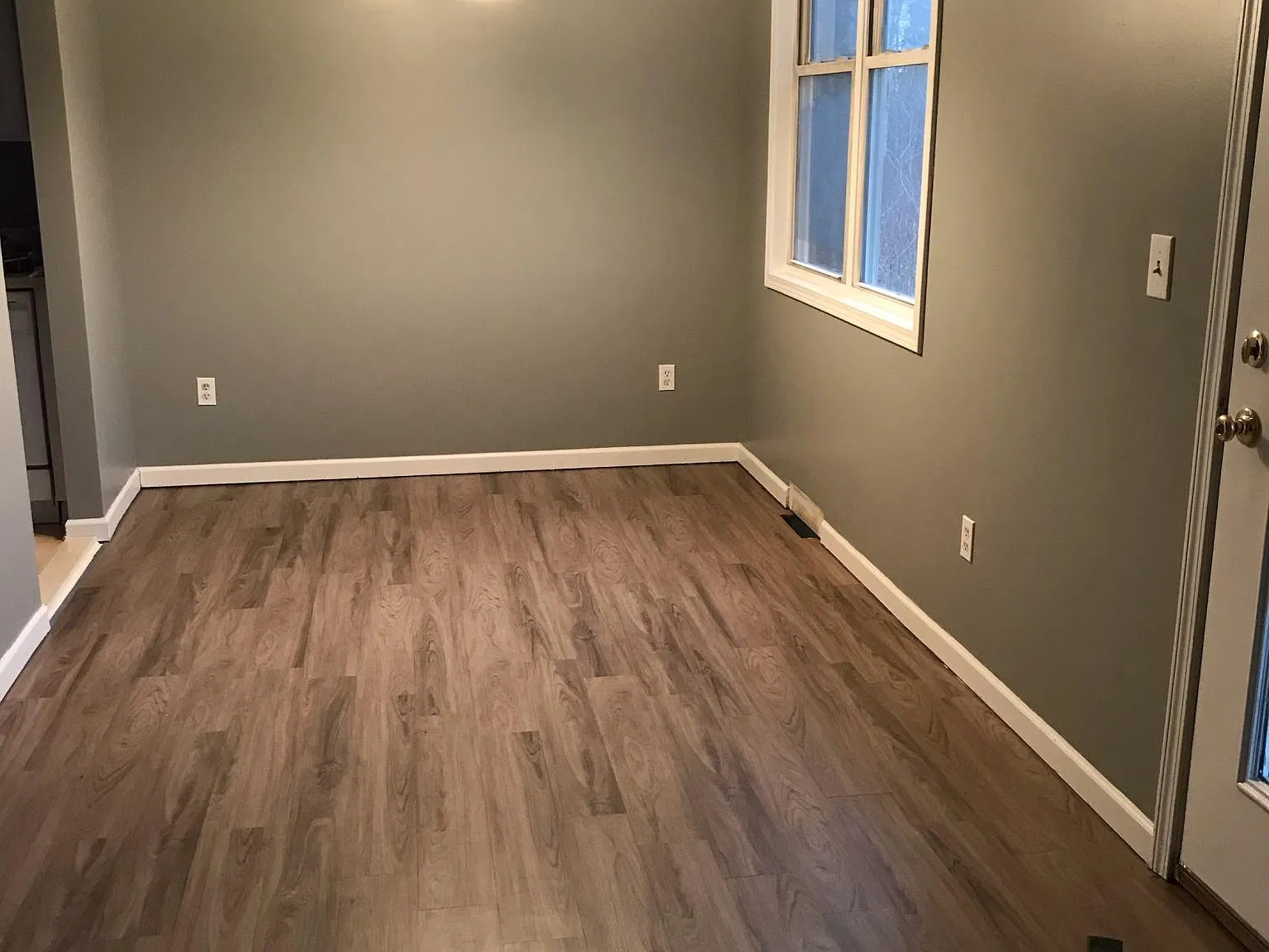 4676 Walden Ave — Photo 3