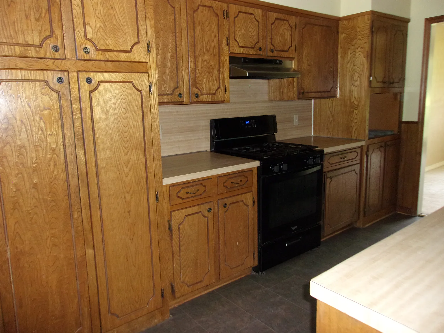 3 bed, 2.5 bath, 1700 sqft, $1,600 — Photo 4