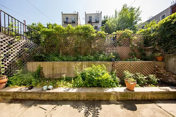 Rented by MNS | media 47