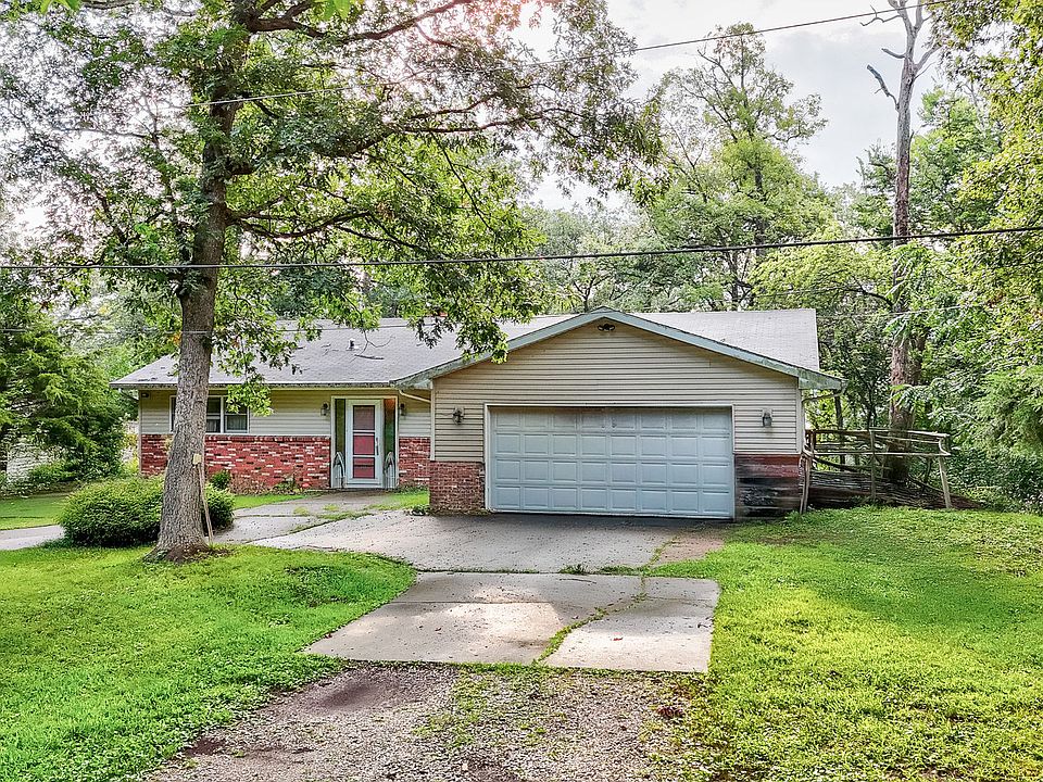 1st image of 656 Rollingwood Pl