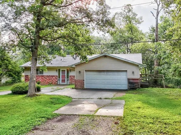 656 Rollingwood Pl, Varna, IL 61375