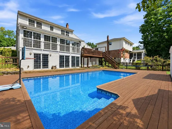 7 Cauline Ct, Newark, DE 19711
