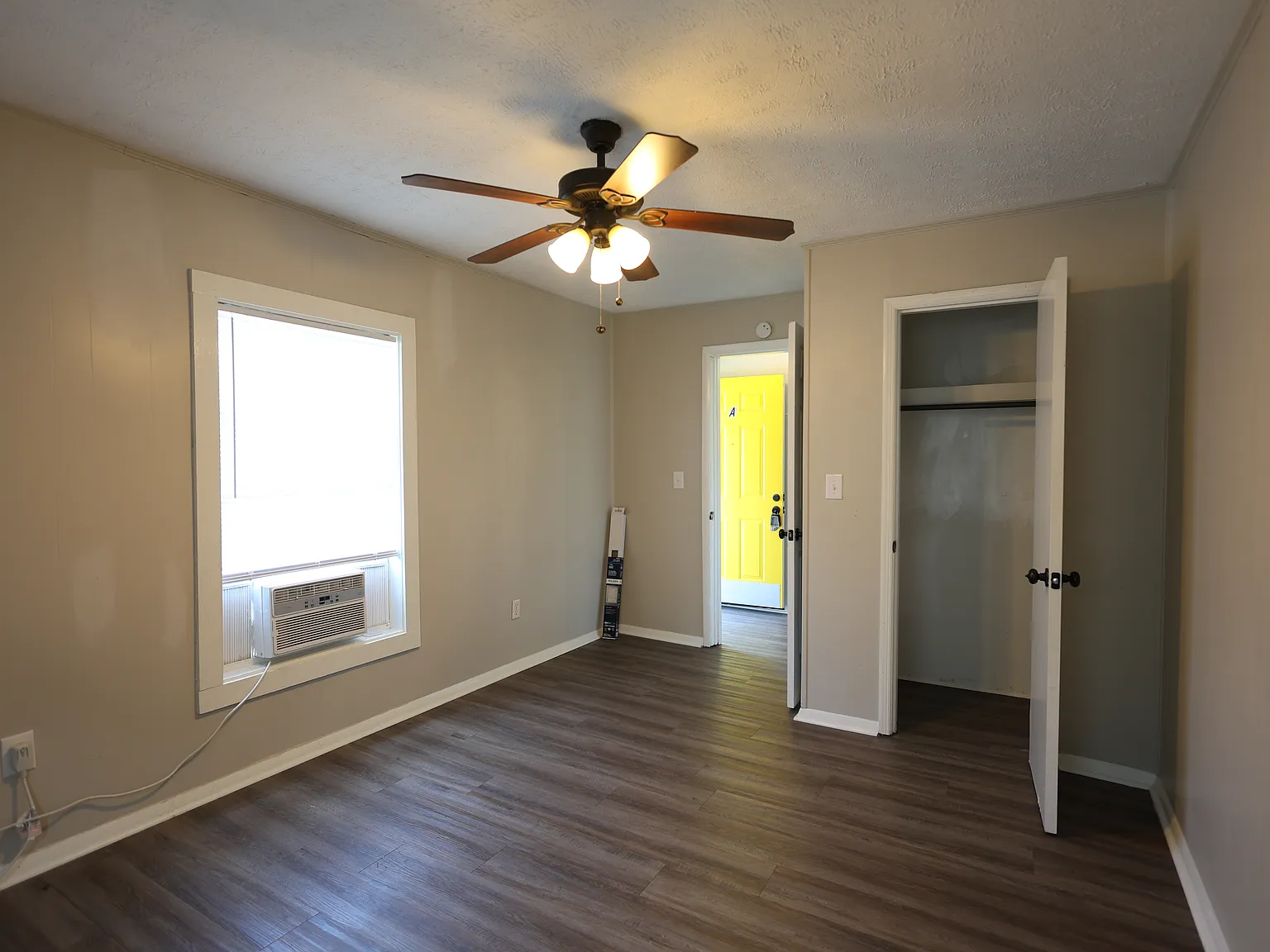 2 bed, 750 sqft, $1,500 — Photo 4
