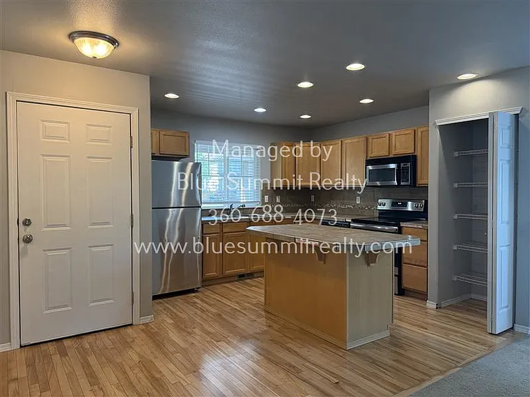 5220 Balustrade Blvd SE — Photo 2