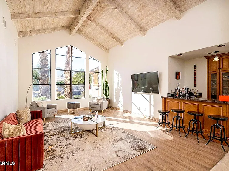 5803 E Via Del Cielo — Photo 9