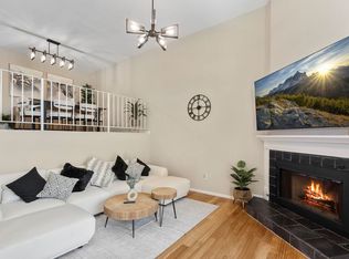 2024 S Bon View Ave APT C, Ontario, CA 91761