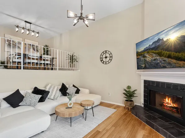 2024 S Bon View Ave APT C, Ontario, CA 91761