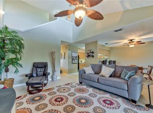 1573 SW Crossing Cir, Palm City, FL 34990