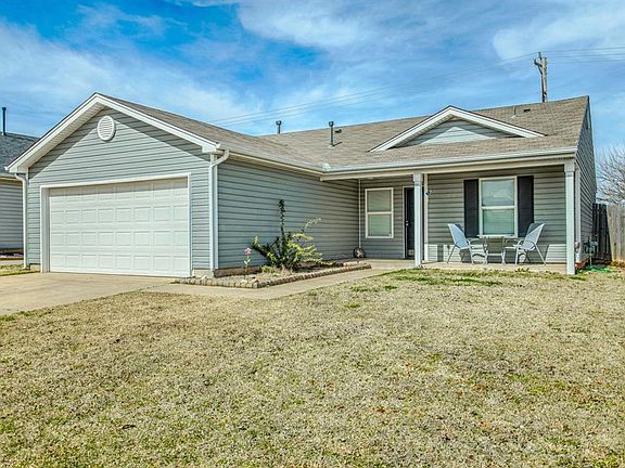 3rd image of 10425 Aberdeen Dr