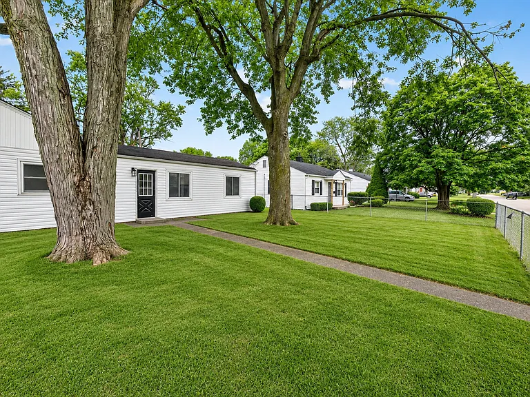 279 Little Flower Ln — Photo 25