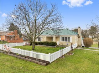 1812 Roosevelt Rd, Sewickley, PA 15143