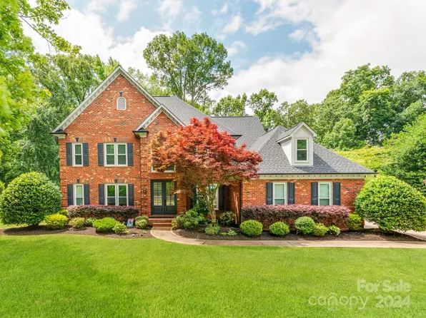 13027 Darby Chase Dr, Charlotte, NC 28277