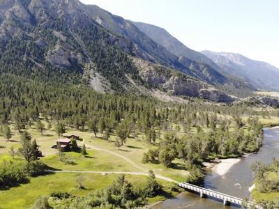 22 Rainbow Ranch Rd, Nye, MT, 59061