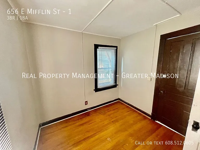 656 E Mifflin St #1 — Photo 13