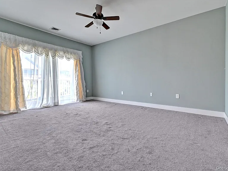 44 Fox Hill Dr — Photo 21