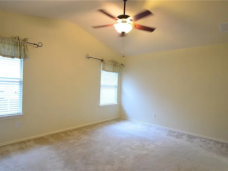 1215 Cardigan St — Photo 8