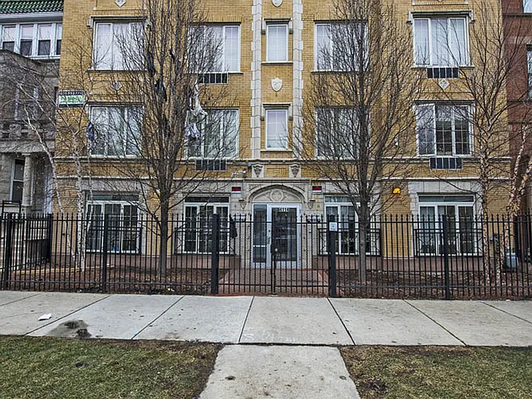 4114 W Washington — Photo 9