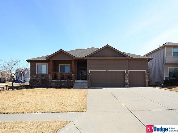 3rd image of 6247 N 157th Avenue Cir