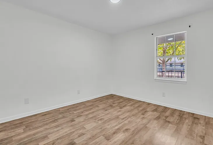The Ridge Apartments — Photo 11