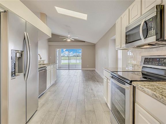 3rd image of 2112 Oakington St #3