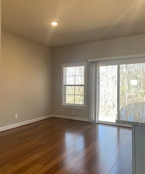 48 Andrews Pl — Photo 7