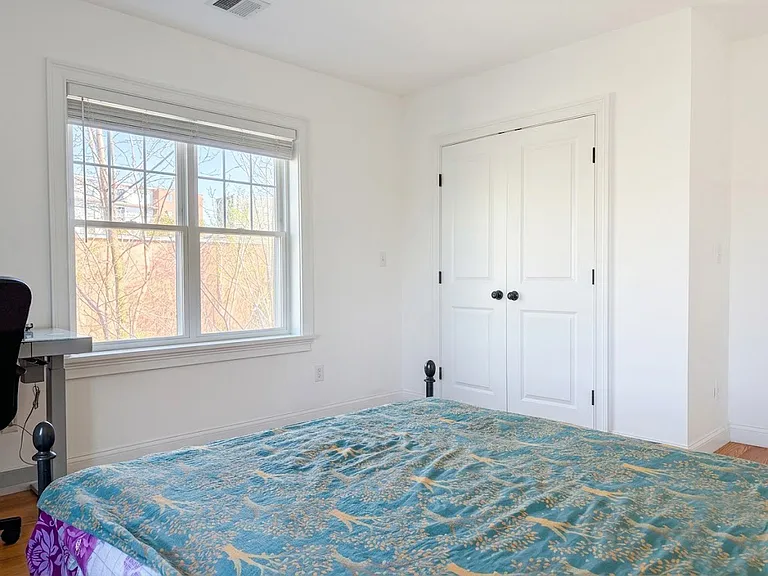 150 Quincy Ave #4E — Photo 22