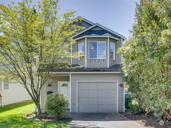 725 N 96th Street, Seattle, WA 98103