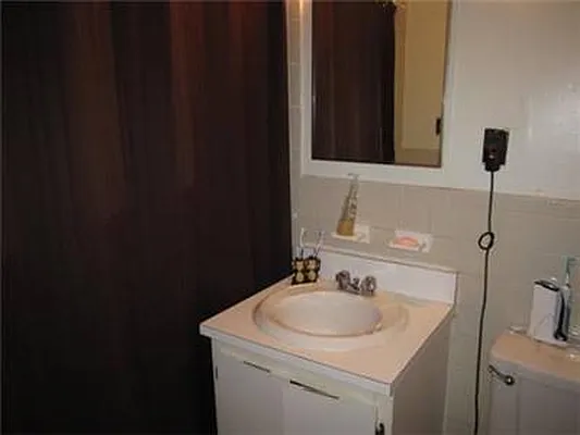 Rented by Cohen Smith Chang LLC | media 54