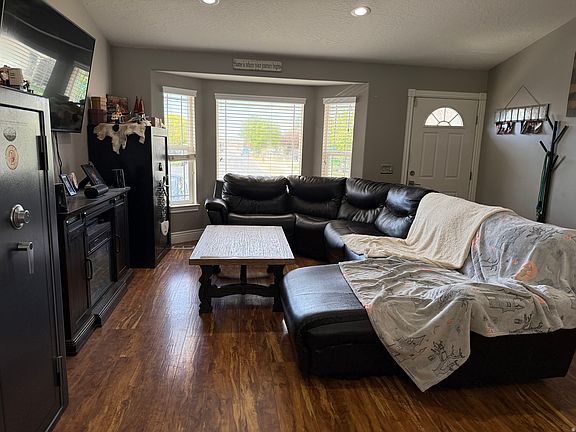 5th image of 5797 Early Dawn Dr