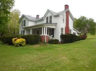 1000 Winchester Rd, Irvine, KY 40336