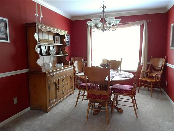 2nd image of 8025 Tylers Way